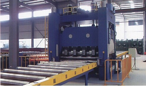 不平行辊（四重式）厚板校平机