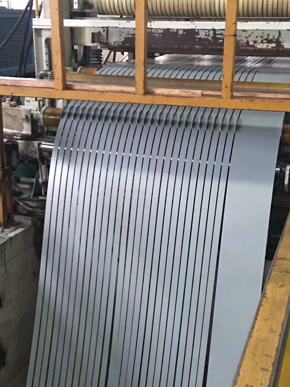 1.0-6.0mmX850mm纵剪线